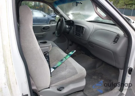 2000 Ford F-150 Work Series/Xl/Xlt из США, поврежденный, VIN 1FTZF1723YKB13329